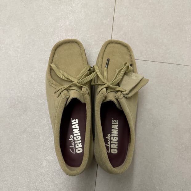 클락스 왈라비 메이플스웨이드