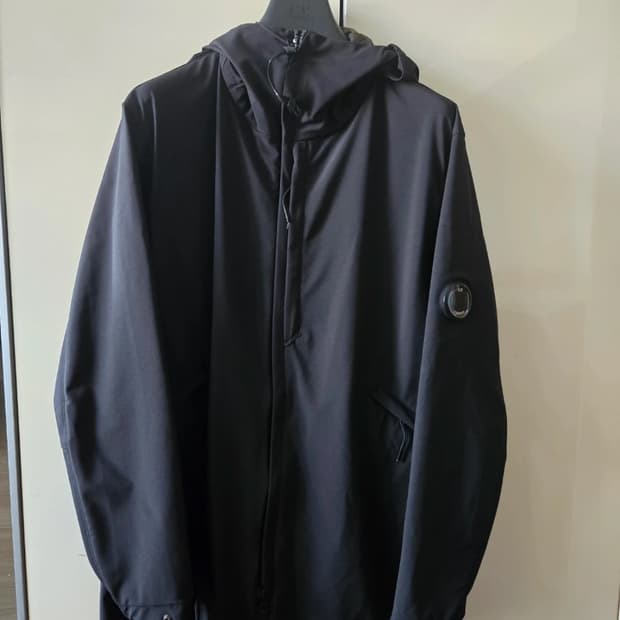 CP컴퍼니 쉘 롱 자켓 46사이즈 블랙 새상품