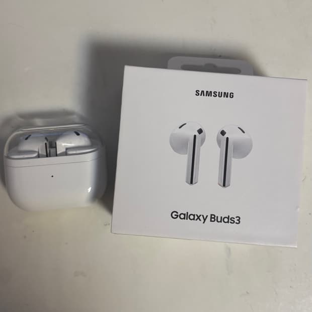 삼성 갤럭시 버즈3 화이트