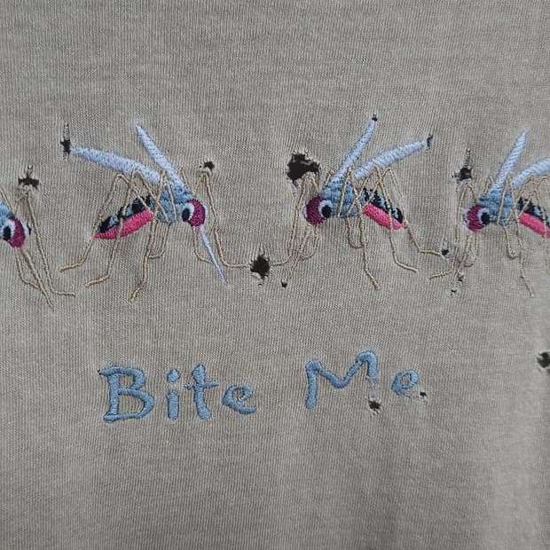 holelotta Mosquito Bite me! tshirt