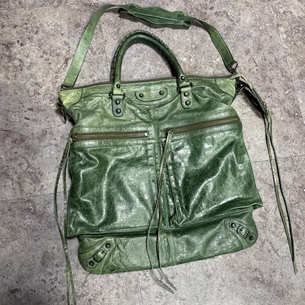 발렌시아가 모터백