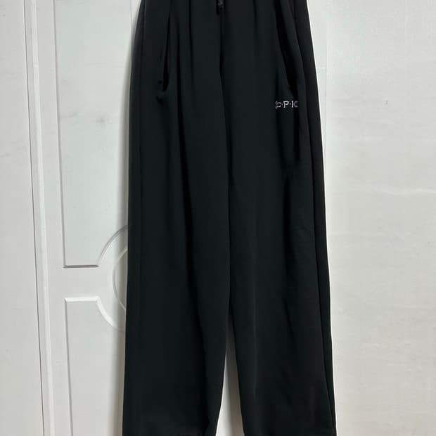 코스트퍼킬로 릴렉스핏 스웻 팬츠