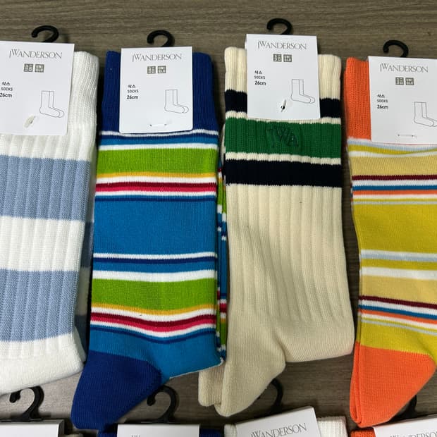 유니클로 JW앤더슨 양말 4켤래 26Cm
