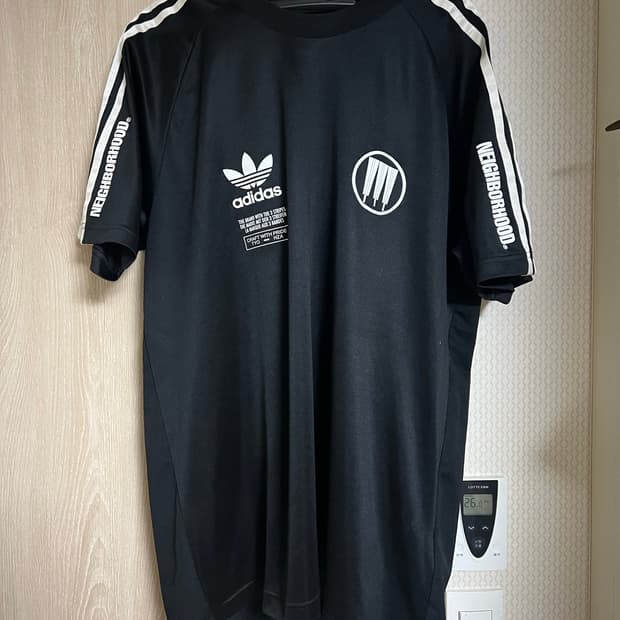 아디다스x네이버후드 콜라보 게임져지 반팔 티셔츠