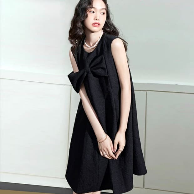 쿠오세(KUOSE) 민소매 리본 블랙 원피스 55-66 새상품