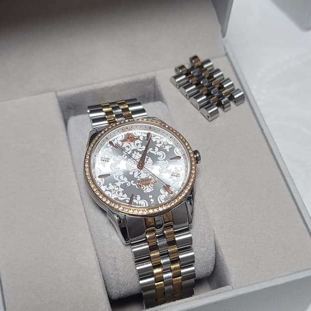 비비안 웨스트우드 로즈골드X실버 투톤 손목시계 더 월리스