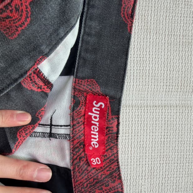 슈프림 페이즐리 데님 반바지