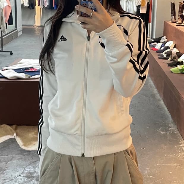 아디다스 화이트 올드스쿨 트레이닝 져지 H26