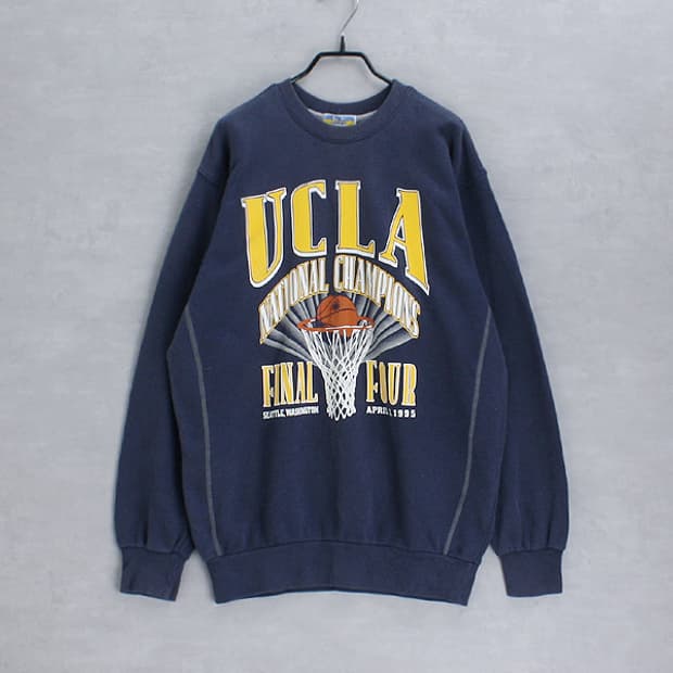 UCLA _ sweat shirt