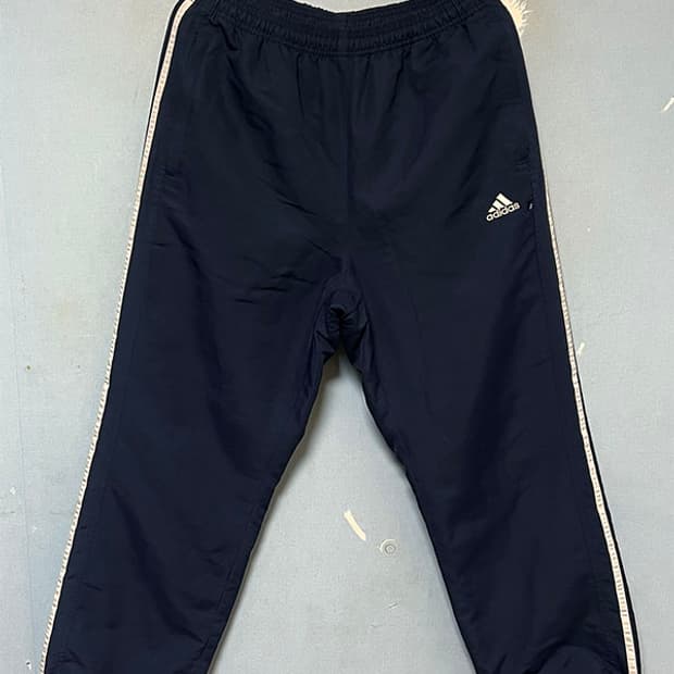 아디다스 남자 누빔패딩 트랙팬츠 겨울 올드스쿨룩 30-32