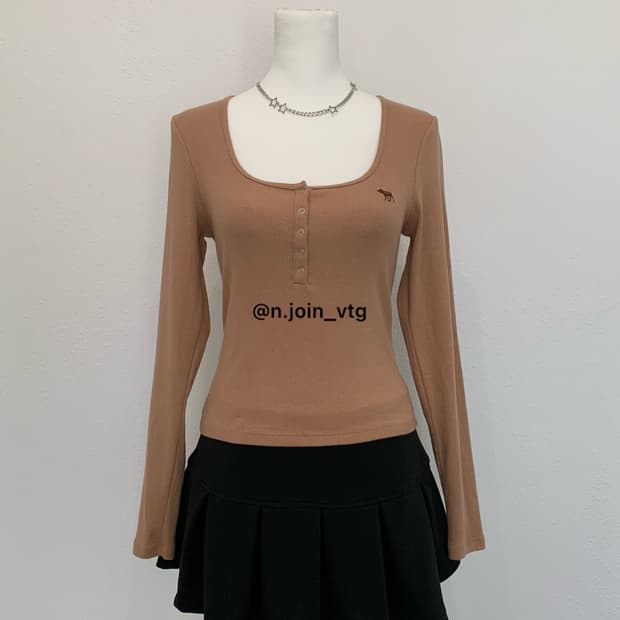 아베크롬비 헨리넥 베이지 롱슬리브