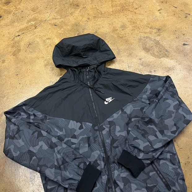 [정품/100,L] 나이키 윈드러너 카모 후드집업 b15