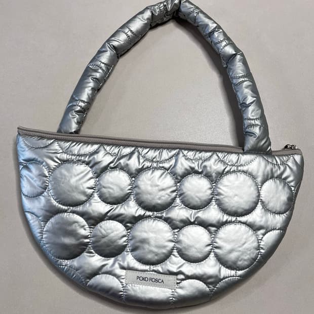 포코포스카 Poko fosca 반달 실버 숄더백