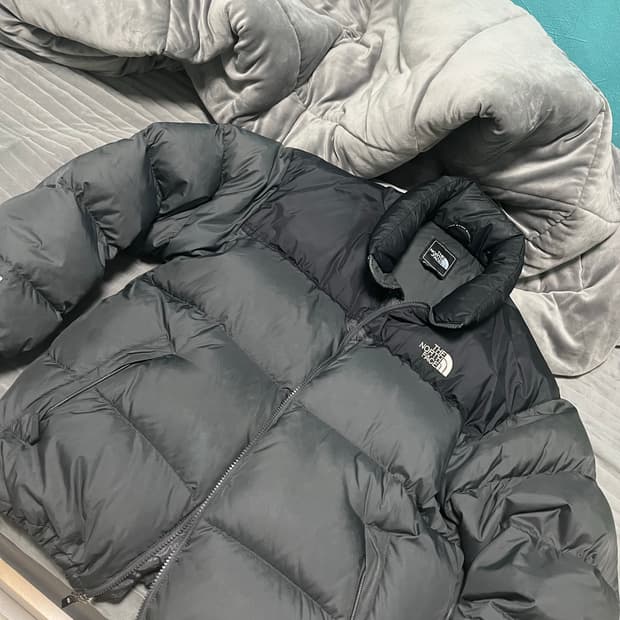 노스페이스 눕시700 무광 차콜 해외판 L