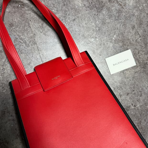 발렌시아가 토트백