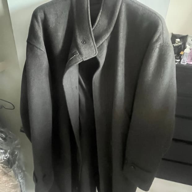 블랭크룸 피쉬테일파카 2사이즈 판매합니다