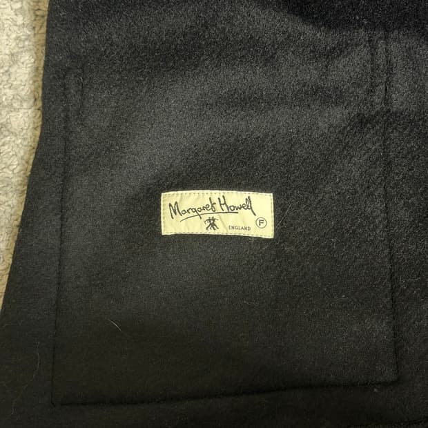 마가렛호웰 구로고 카코트