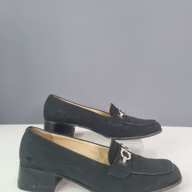 8.5 페라가모 간치니 로퍼