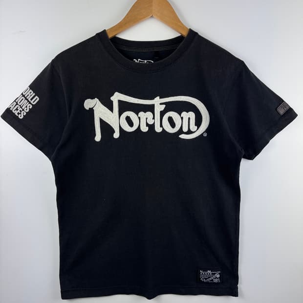 노턴 백프린팅 슬리브1704