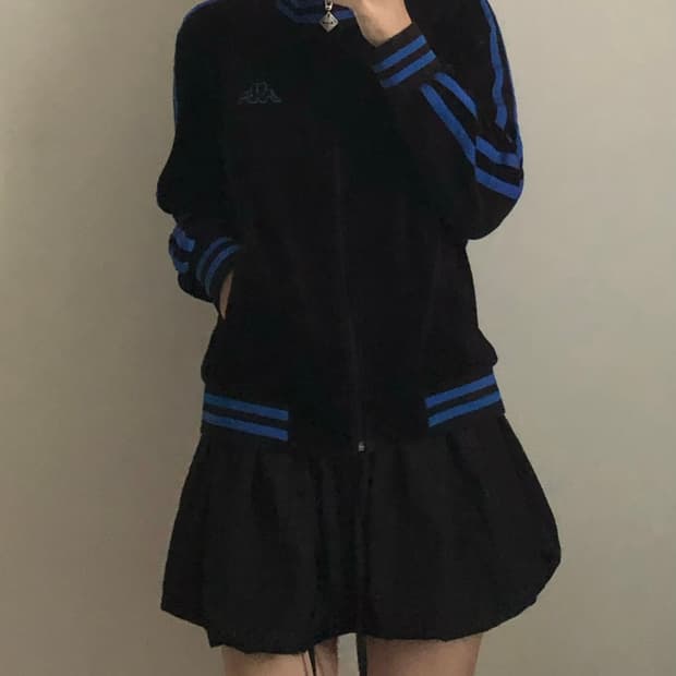 카파 벨루어 배색 져지 집업