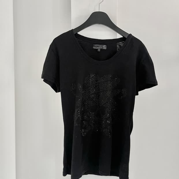 ED Hardy t-shirt