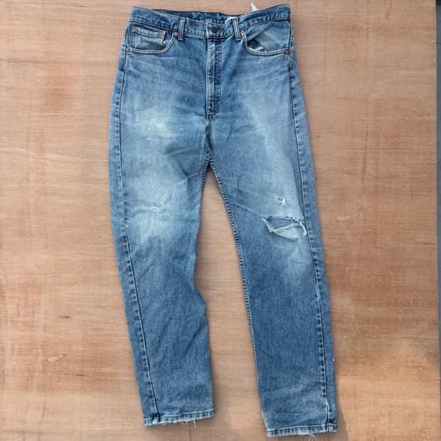 Levis 505 Distressed Denim Jeans 리바이스