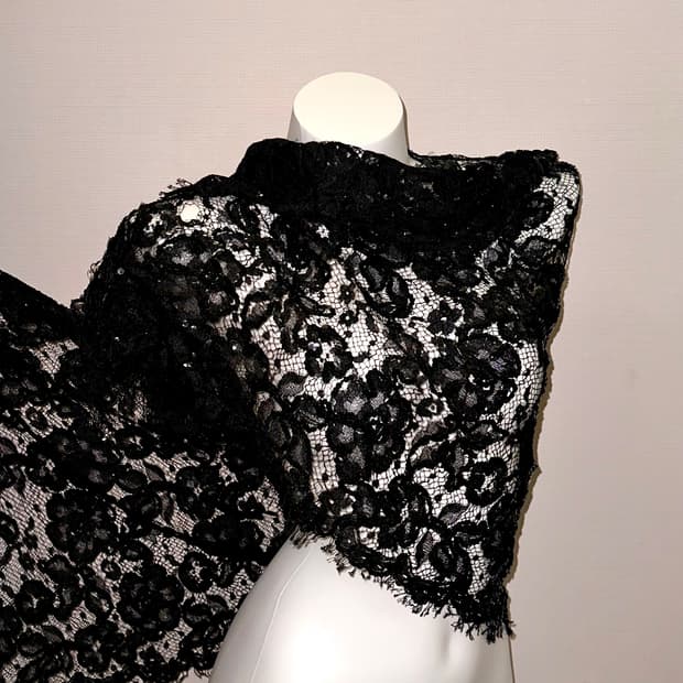 빈티지 블랙 스팽글 플라워 태슬 머플러