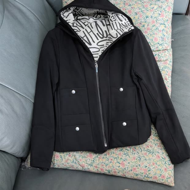 샤넬 리버시블 패딩 자켓