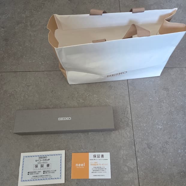 세이코 브라운가죽시계 새제품