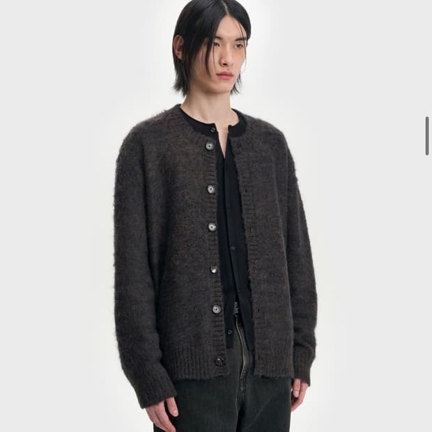 [05/105]벨리에 브러쉬드 탐 가디건 블랙 브라운