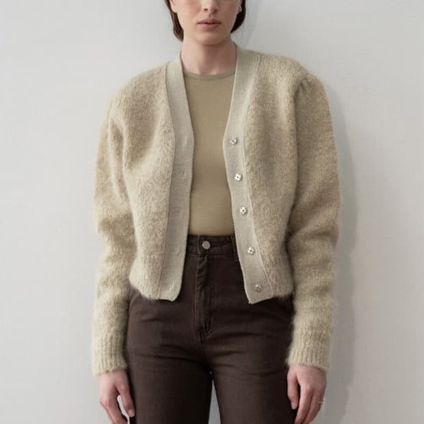 아모멘토 그랜마 가디건 판매 (상태 좋음)