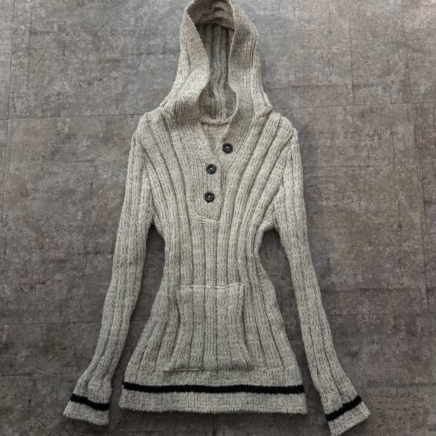 헤비 울 슬림 핏 버튼 후디드 니트