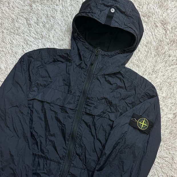 [M] 정품 스톤아일랜드 24SS 크링클랩스 R-NY 후드 네이비