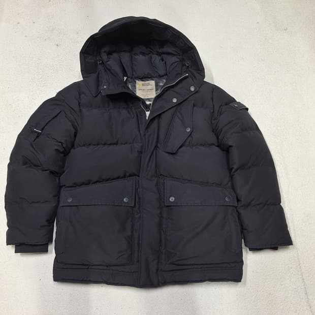 내셔날지오그래픽  해비구스다운L(상태좋음)