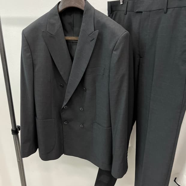 110,35-36) 루이비통 유니폼 더블슈트