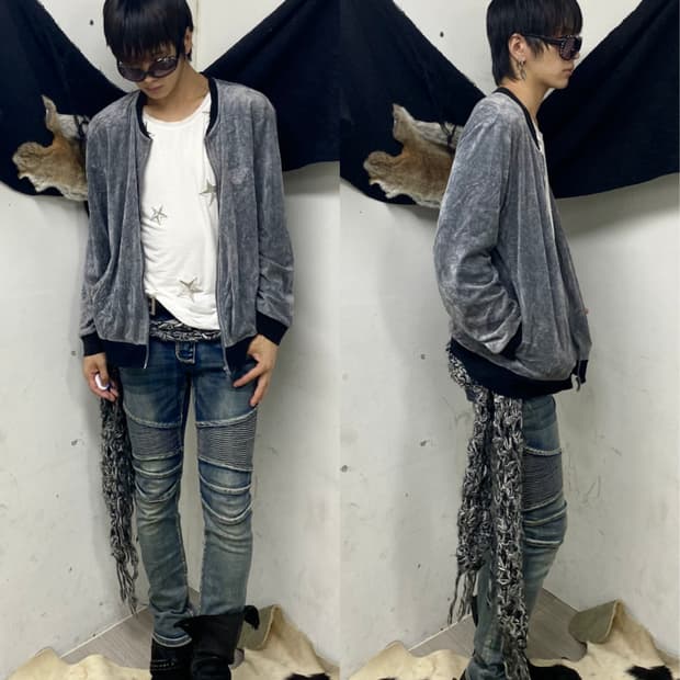 (Emporio Armani )10’s velour zip-up bomb