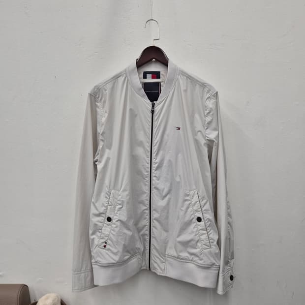 타미힐피거 라이트웨이트 봄버 자켓 L