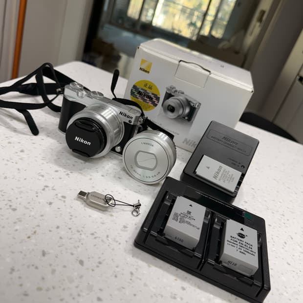 니콘 j5 10-30렌즈+18.5렌즈