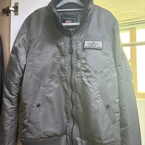 알파인더스트리 재팬 봄버자켓