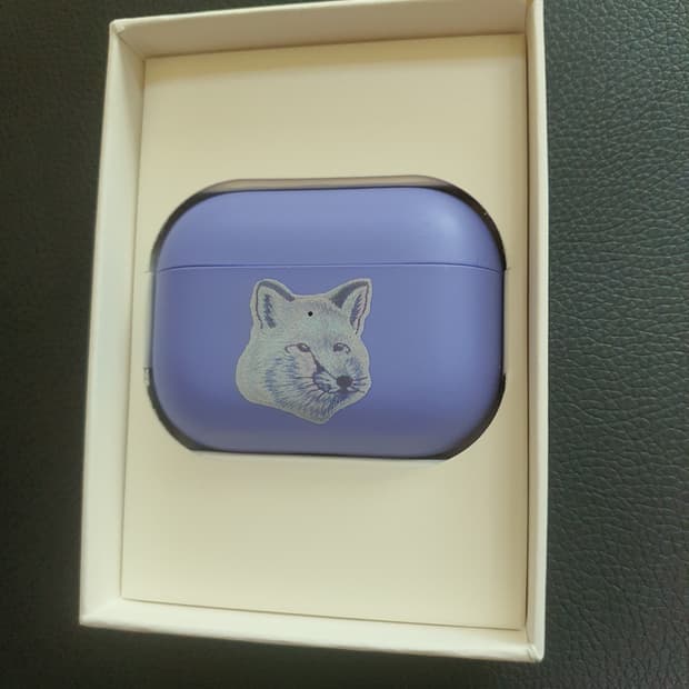 메종키츠네 에어팟 케이스