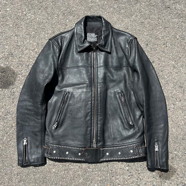 나노 유니버스 x HTC 말가죽 스터드 자켓