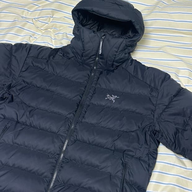 아크테릭스 토륨 후디 L 블랙 판매합니다.