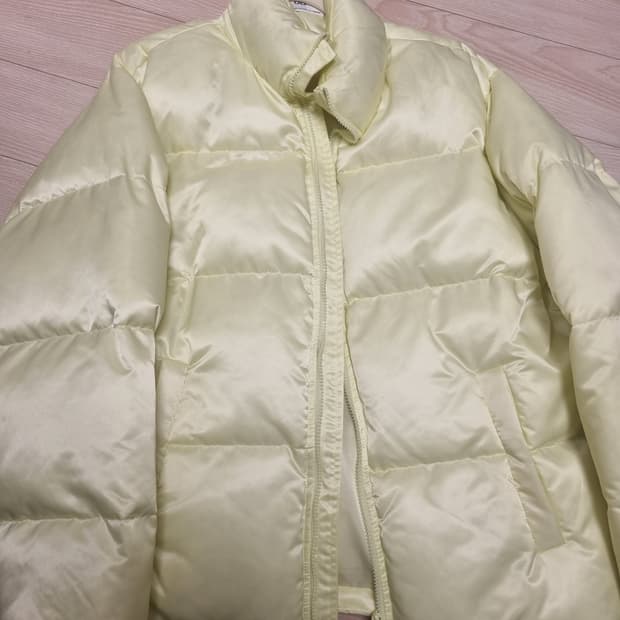 Free 사이즈 글로우 패딩(브랜드×)