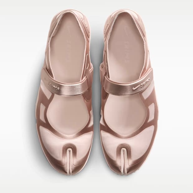 스킴스X나이키 리프트 새틴 핑크 260(255)