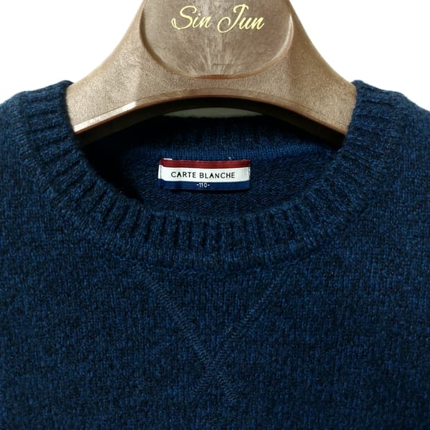 까르뜨블랑슈 울100% 니트 110