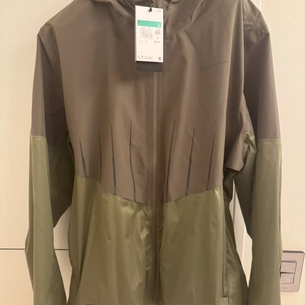 나이키 런닝 디비전 에어로가미 스톰핏 XL