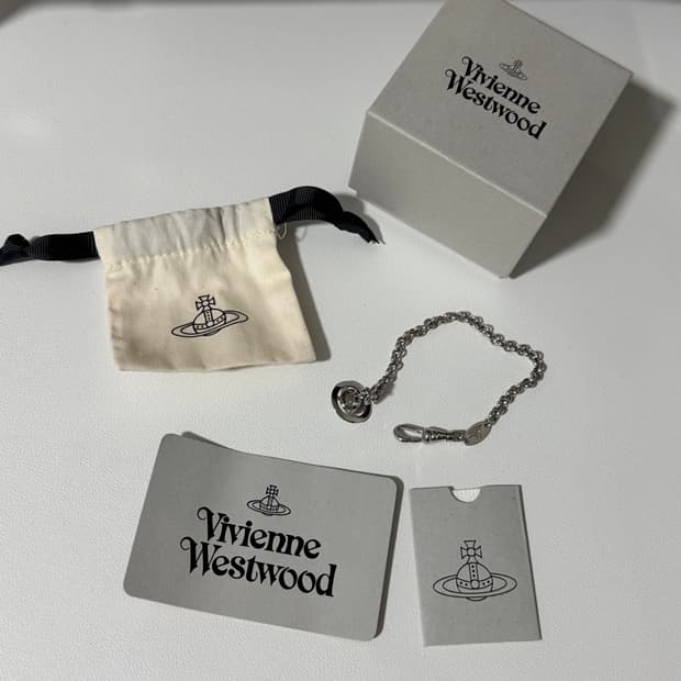 비비안웨스트우드 팔찌 (새상품)