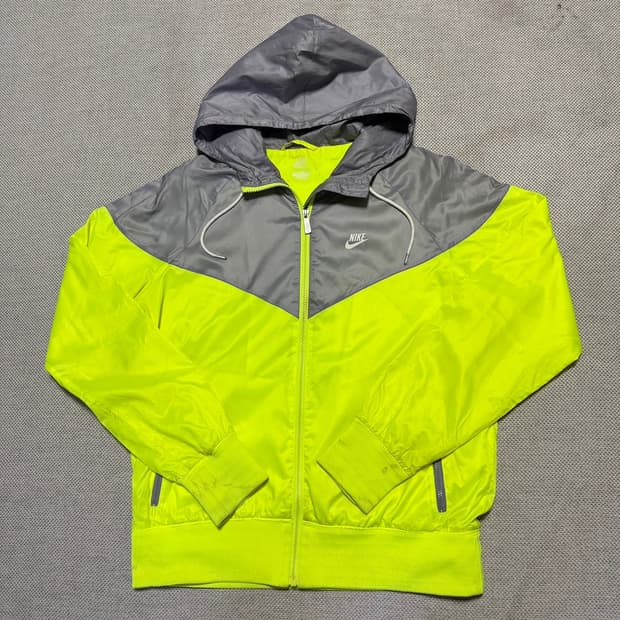 나이키 윈드러너 바람막이