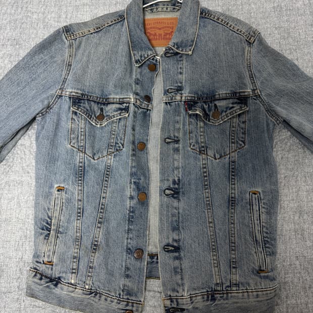 Levi's denim jacket