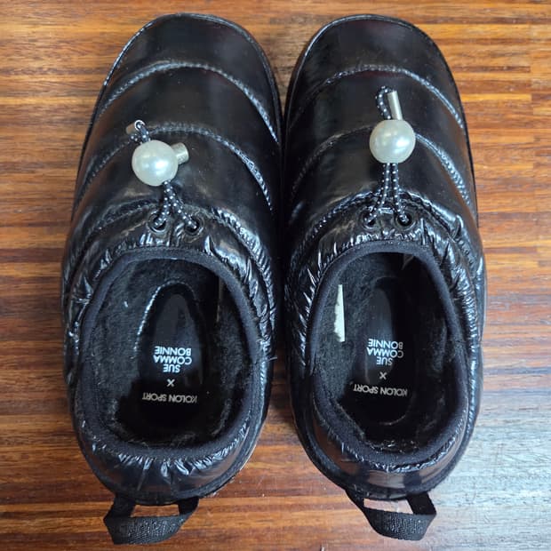 슈콤마보니 코오롱스포츠 패딩 뮬 슈즈 230